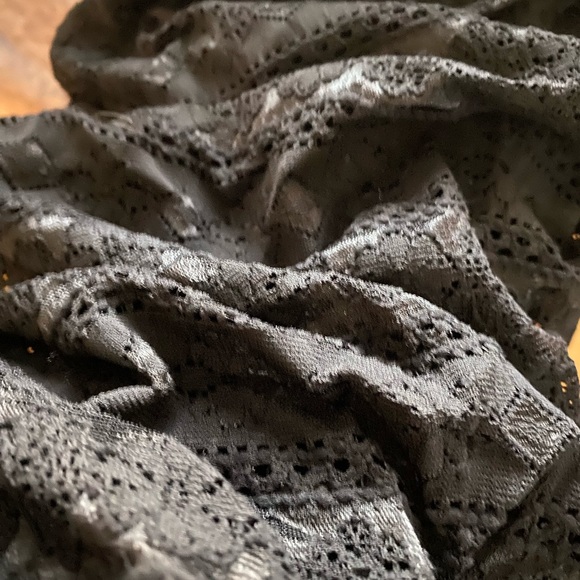 Express Lace Bodycon Dress. Size XS. - Picture 4 of 5